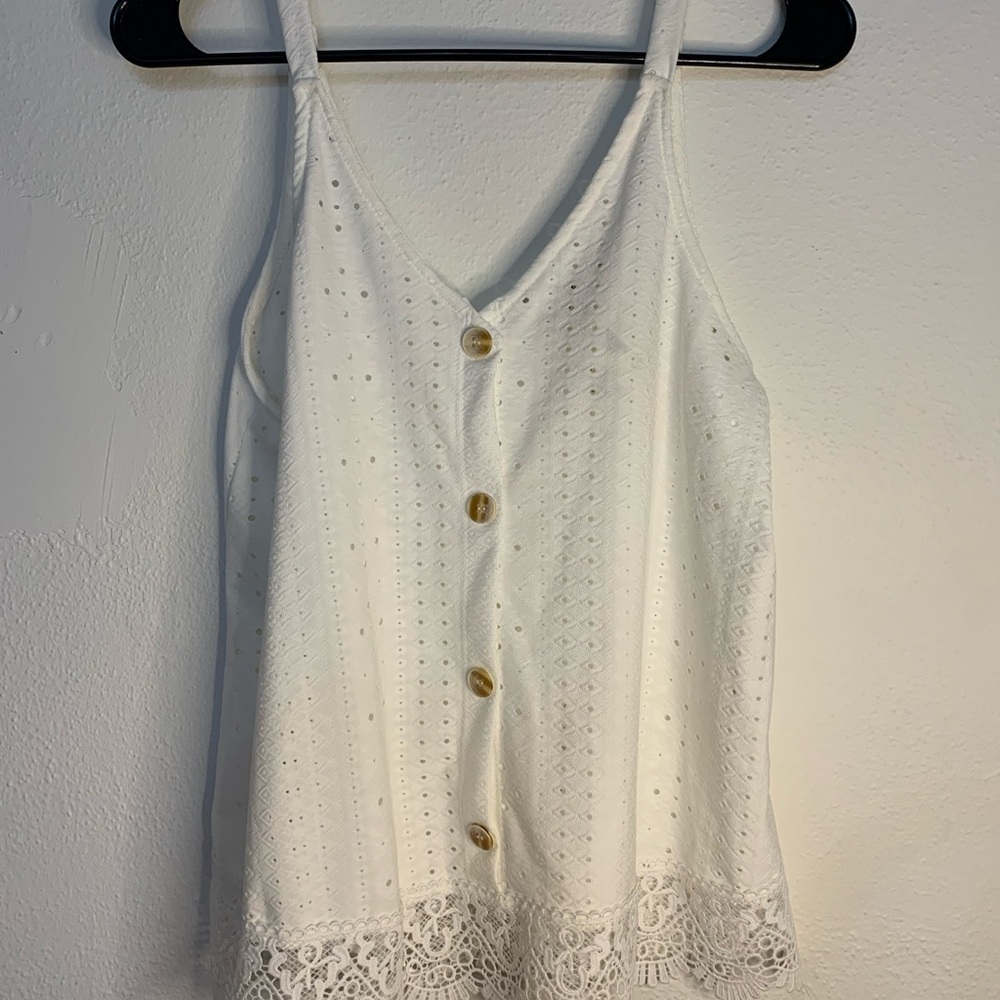 Blu pepper white tank top